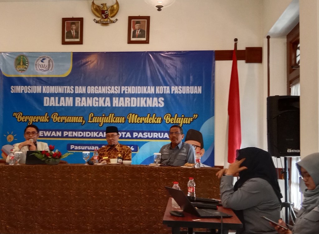 Semarakkan Hardiknas 2024, Dewan Pendidikan Kota Pasuruan Gelar Simposium Komunitas dan Organisasi&nbsp;Pendidik