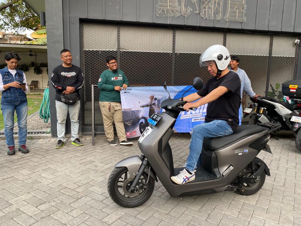 Komunitas Honda Buktikan Kenyamanan Honda Em1&nbsp;e: