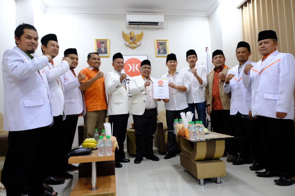 Mas Ipin-Syah Nata Resmi Kantongi Rekom PKS di Pilkada Trenggalek&nbsp;2024